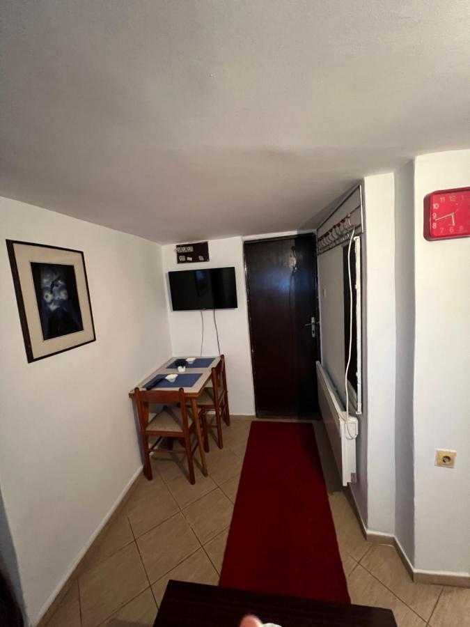 A & A Apartman Podgorica Exteriör bild