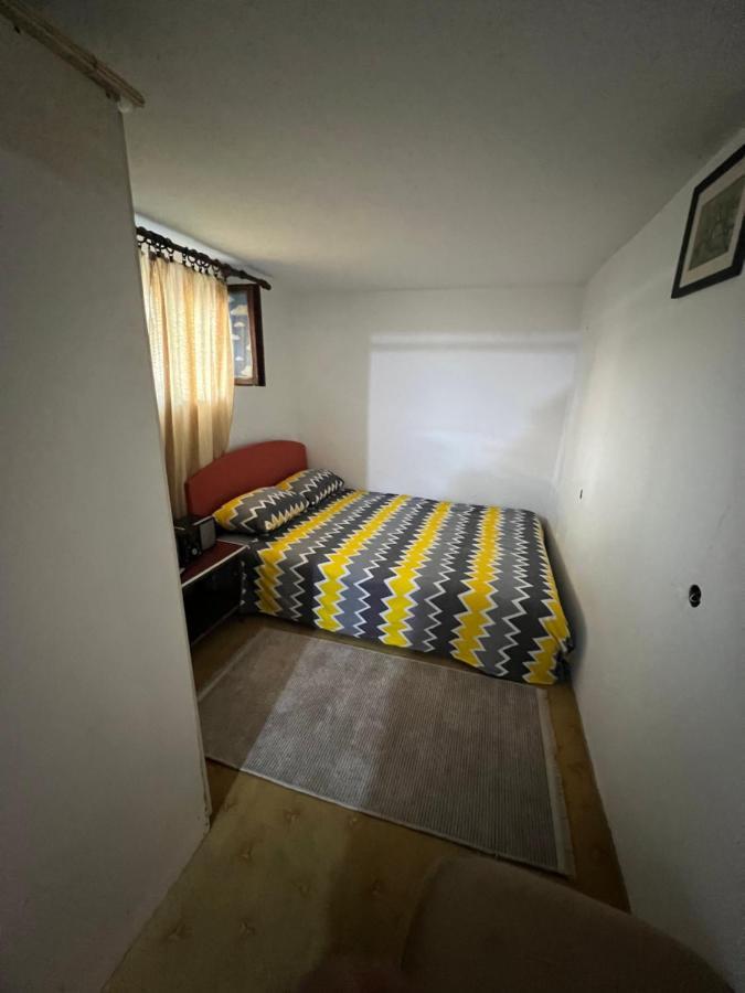 A & A Apartman Podgorica Exteriör bild